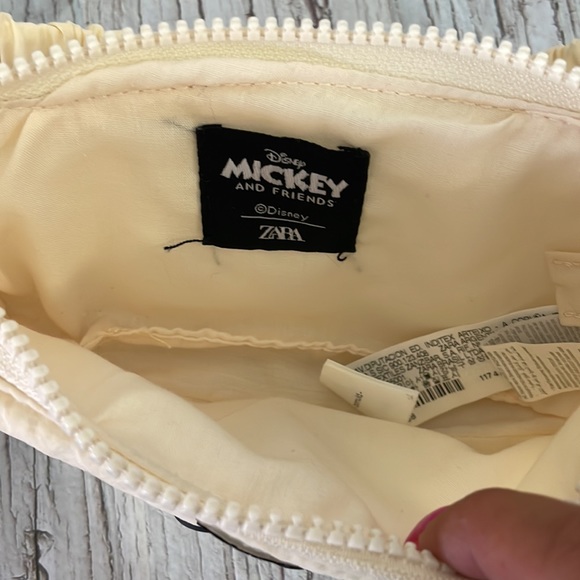 DISNEY Mickey Mouse Y2K Minibag - Picture 5 of 5